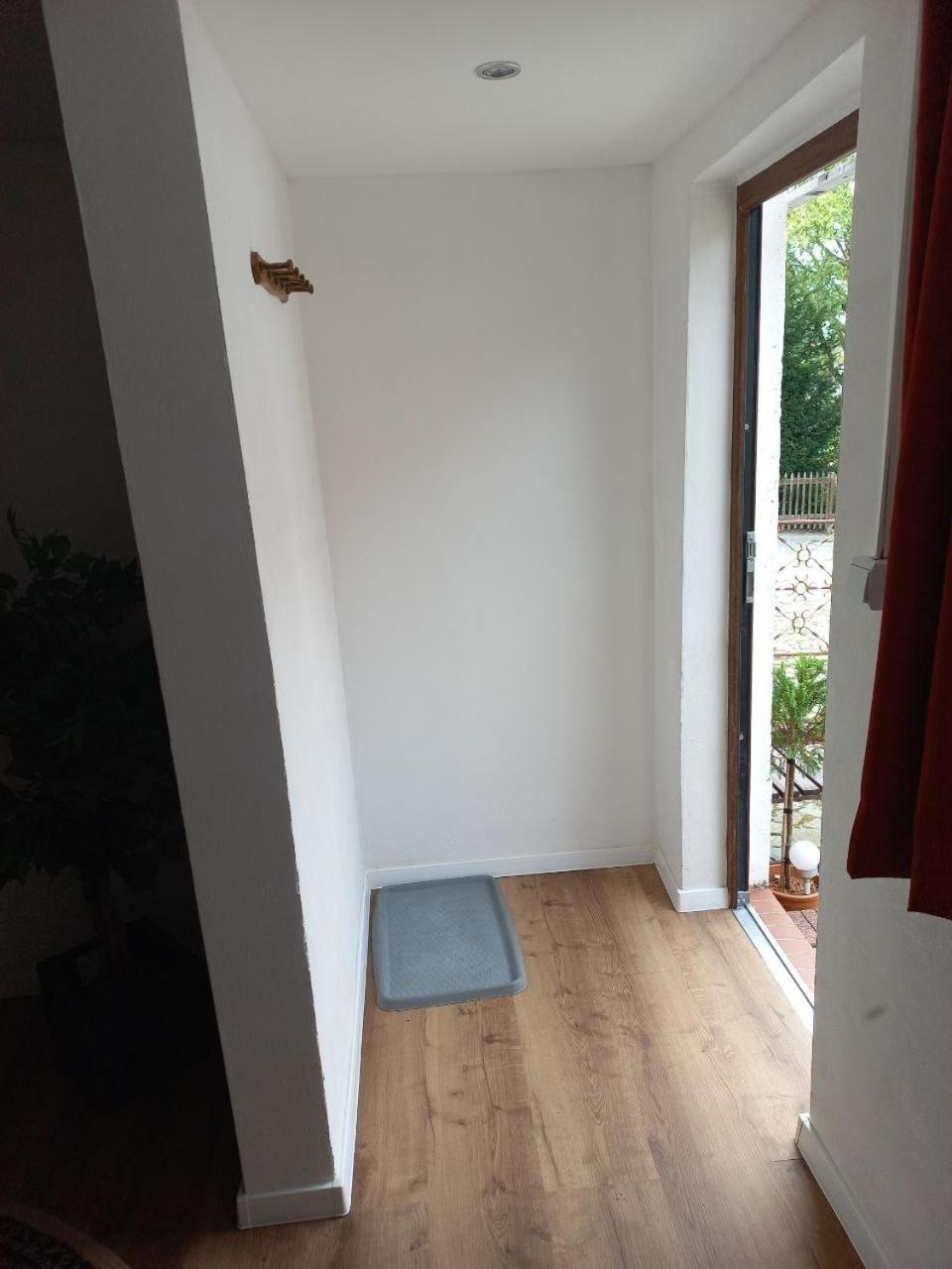 Bungalow Hugo Oppach ภายนอก รูปภาพ
