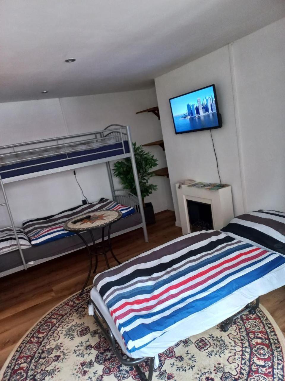 Bungalow Hugo Oppach ภายนอก รูปภาพ
